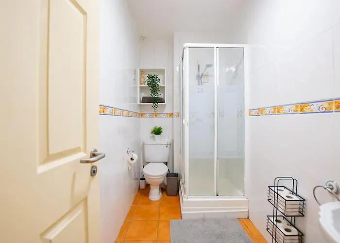 別荘 83 - Superb Townhouse By Shortstays ゴールウェイ