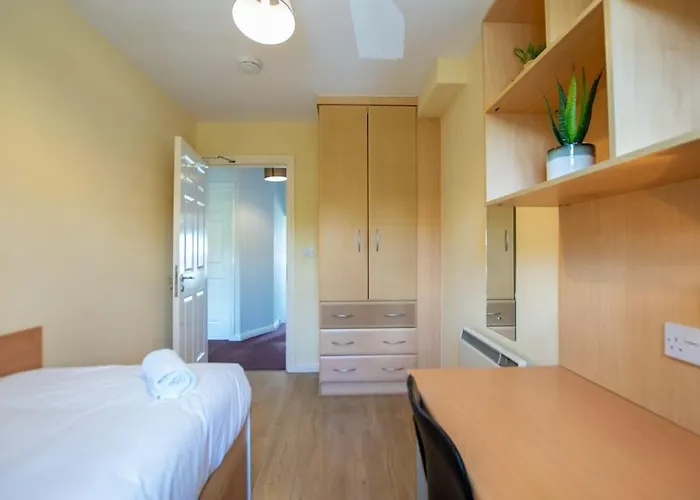 別荘 83 - Superb Townhouse By Shortstays *