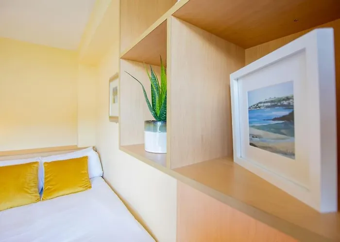 83 - Superb Townhouse By Shortstays 別荘 ゴールウェイ