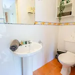 Дом отдыха 83 - Superb Townhouse By Shortstays Голуэй