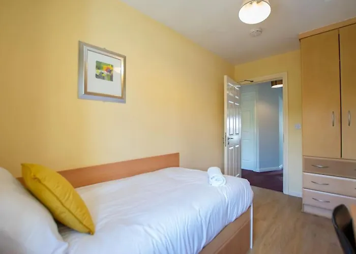 83 - Superb Townhouse By Shortstays Prázdninový dům