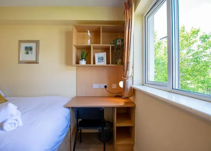 Prázdninový dům 83 - Superb Townhouse By Shortstays Galway