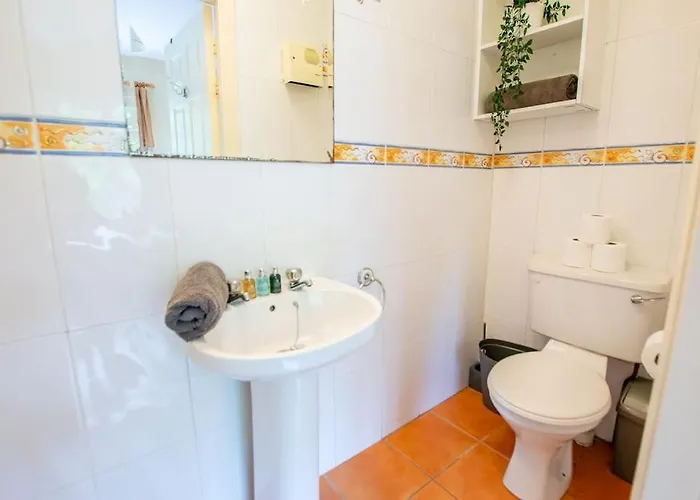 Prázdninový dům 83 - Superb Townhouse By Shortstays Galway